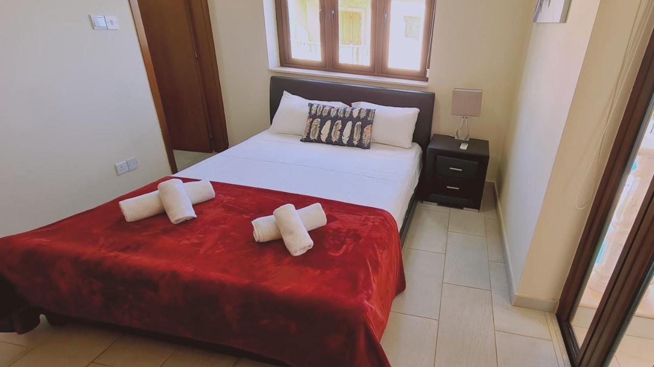Stay Ocean View Villa Паралимни Экстерьер фото