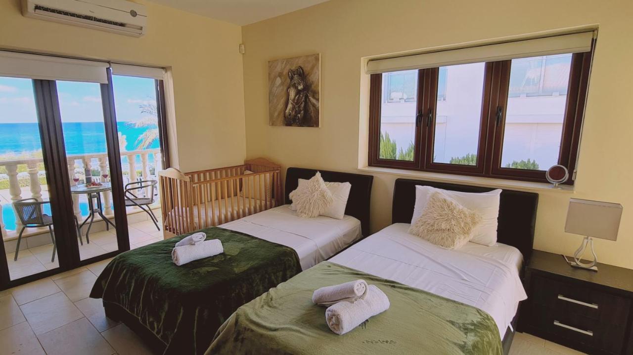 Stay Ocean View Villa Паралимни Экстерьер фото