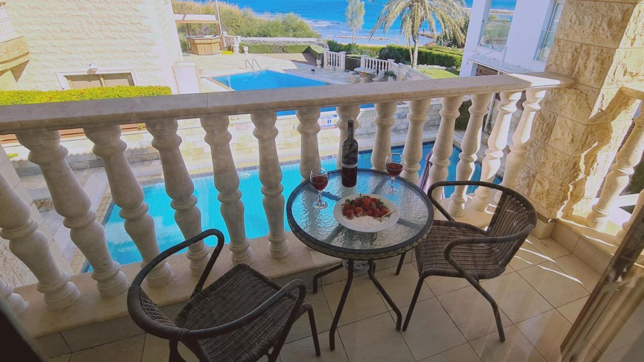 Stay Ocean View Villa Паралимни Экстерьер фото